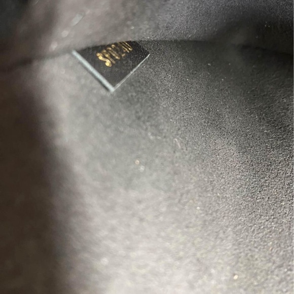 Limited Edition Monogram Giant Reverse Toiletry 26 - Picture 8 of 8